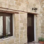 Porolithos Boutique Родос