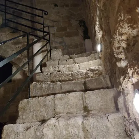 酒店 Porolithos Boutique *