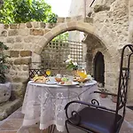 Porolithos Boutique * Rhodes City