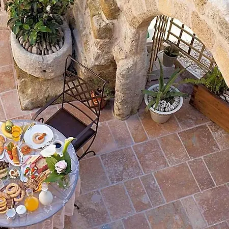Porolithos Boutique Hotel