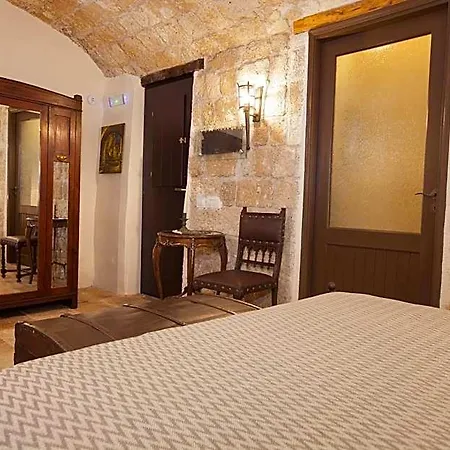 Porolithos Boutique Hotel *