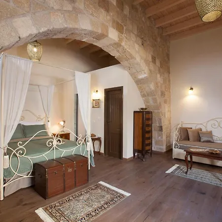 Porolithos Boutique