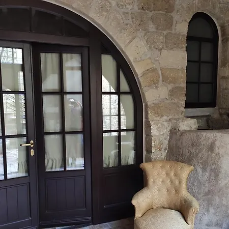 Porolithos Boutique Hotell *