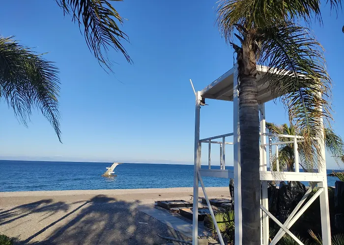 Porolithos Boutique Hotel