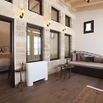 Porolithos Boutique