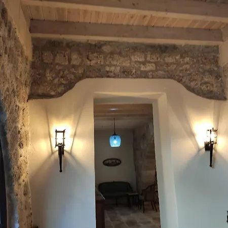 Porolithos Boutique Hotell